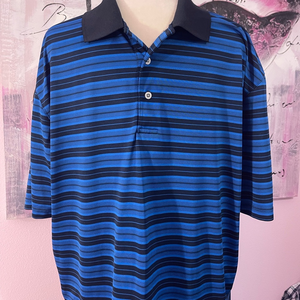 Like new polo 👕